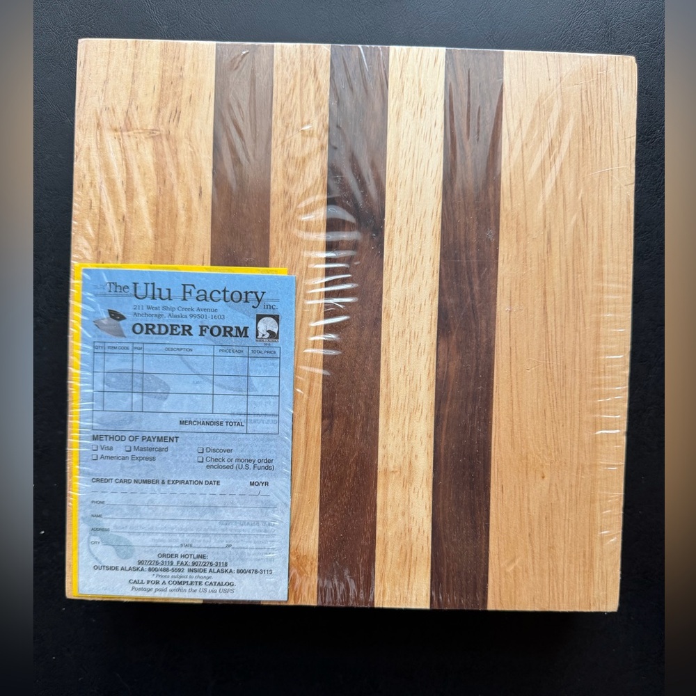The Ulu Factory Alaska Handmade Wooden Chopping Bowl New in Wrap - Picture 4 of 6